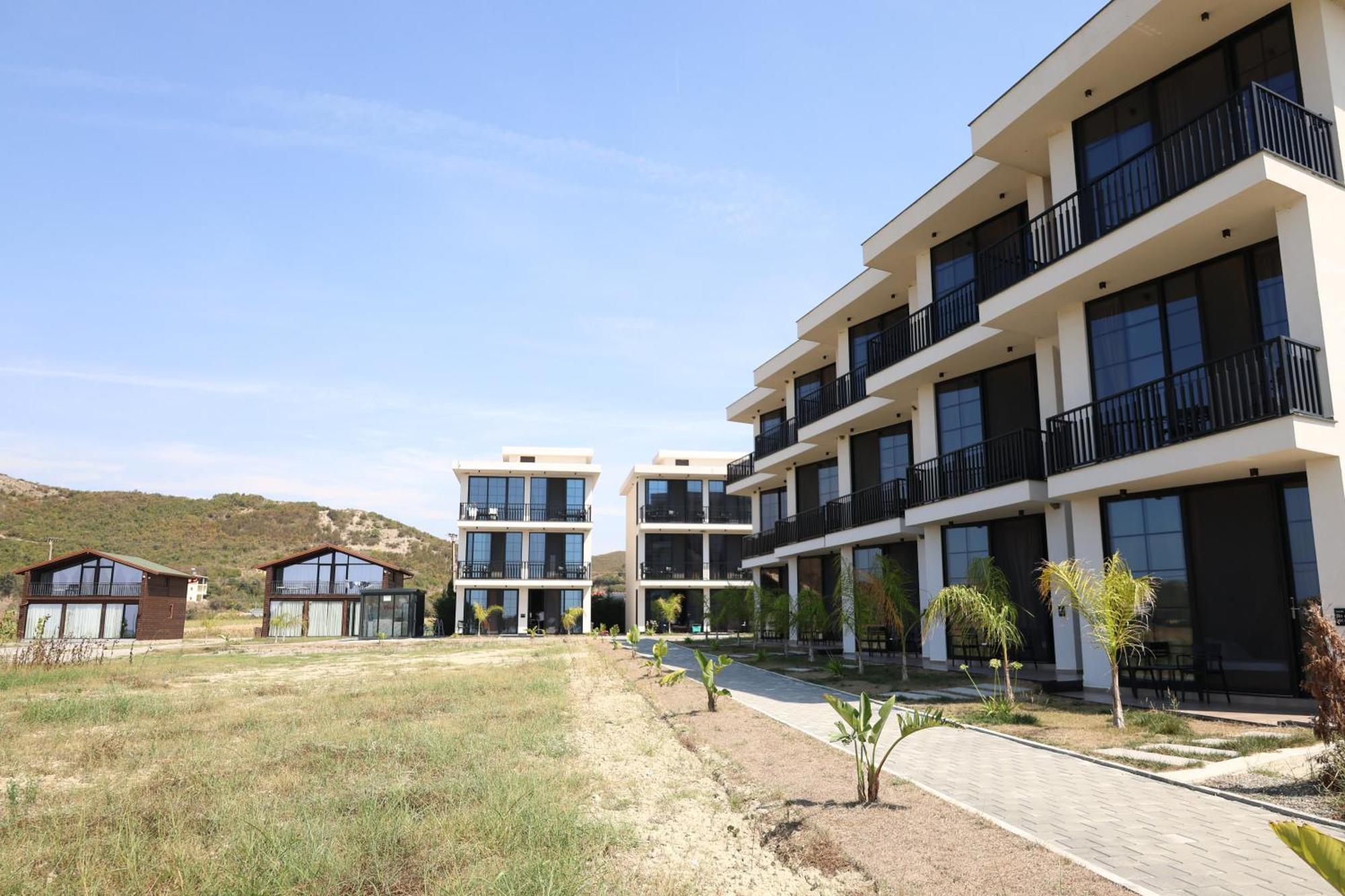 Posh Villas Rrogozhine Exteriör bild
