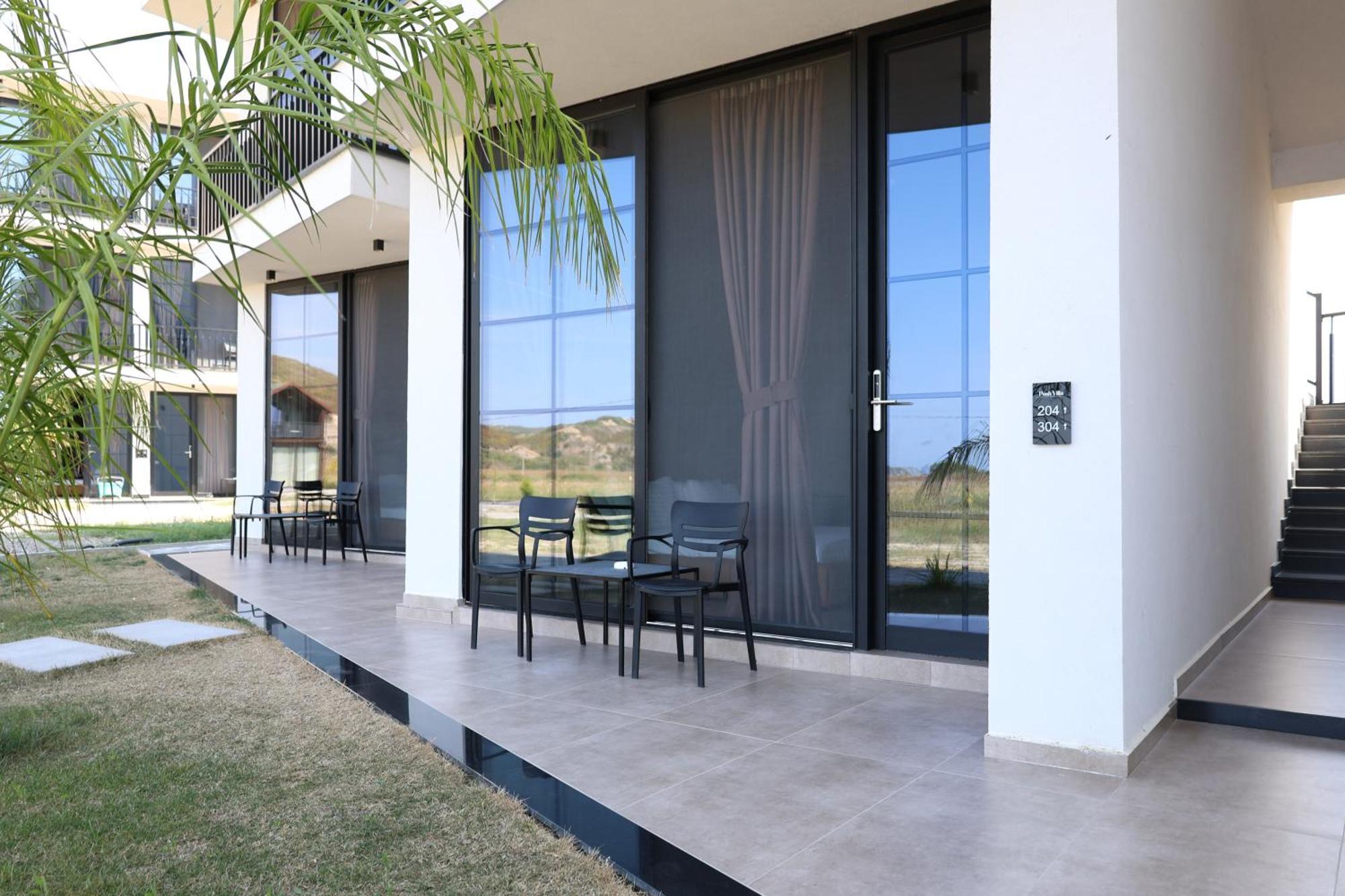 Posh Villas Rrogozhine Exteriör bild